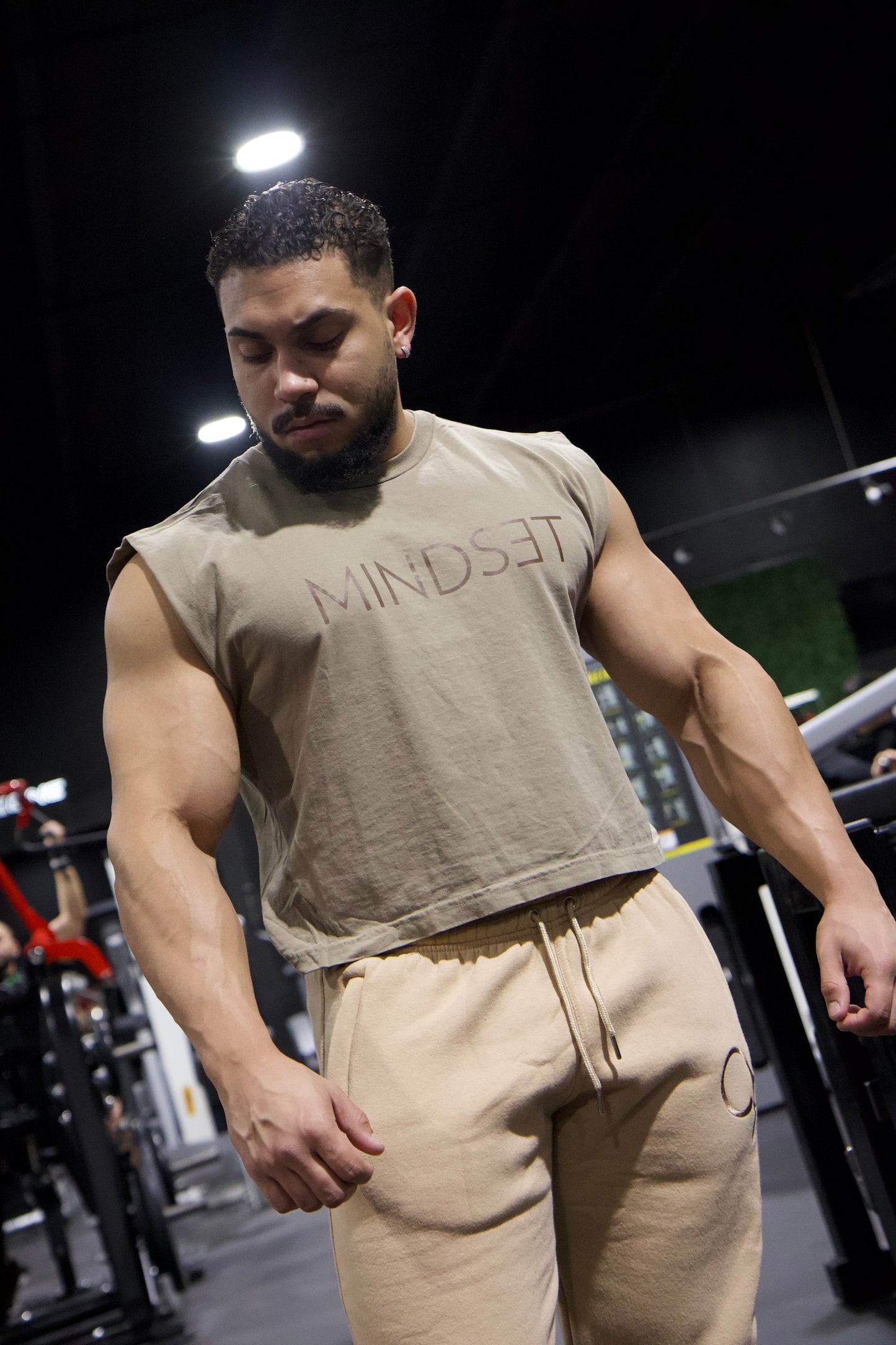 "MINDSET" MUSCLE CROP-TOP TEE